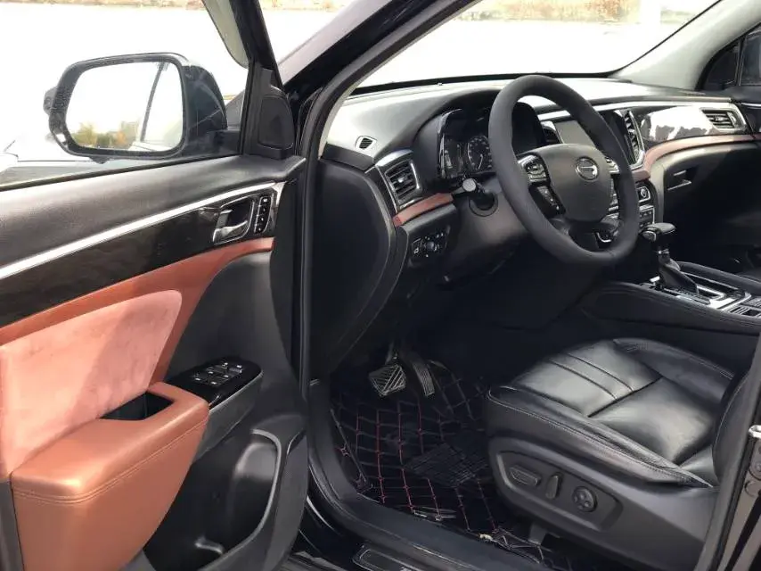 2017 GAC TRUMPCHI thumbnail 4