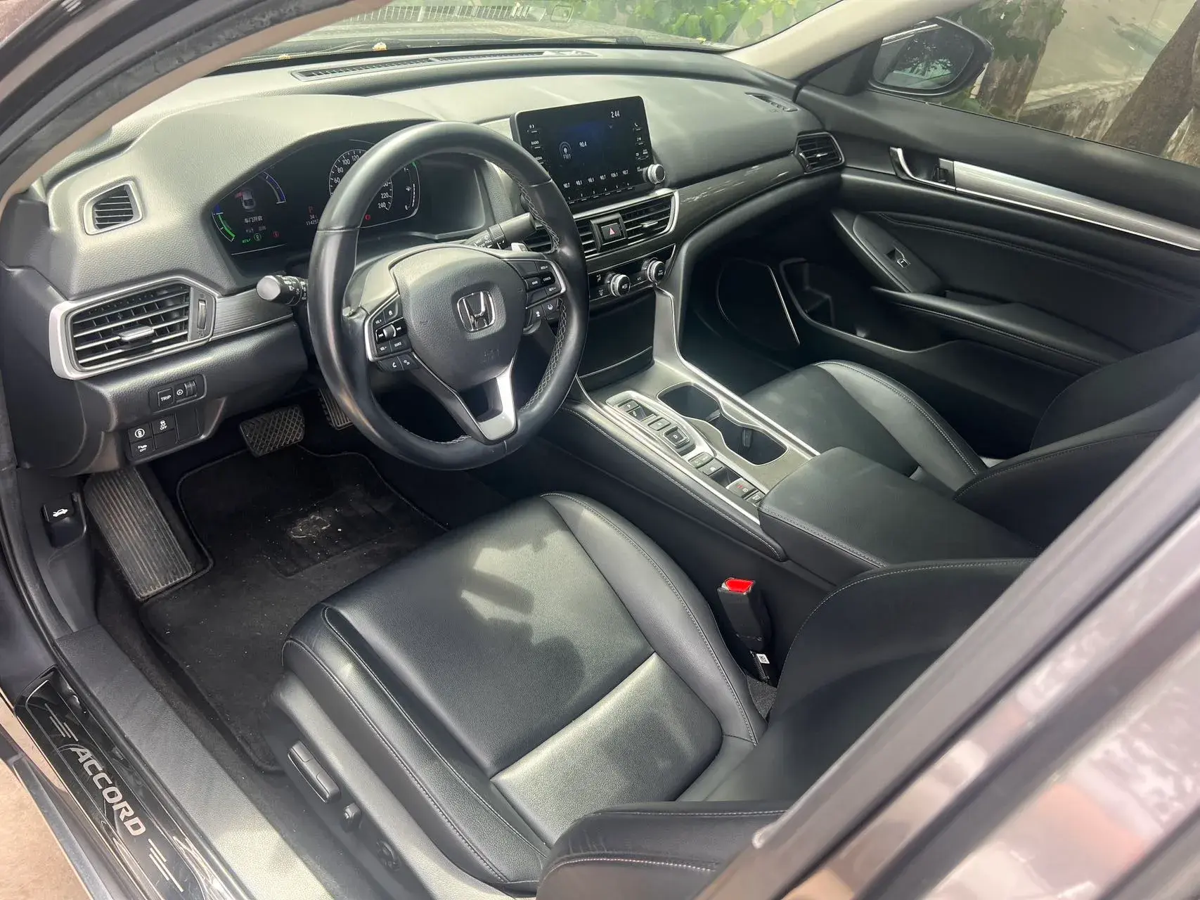 2018 HONDA ACCORD thumbnail 4