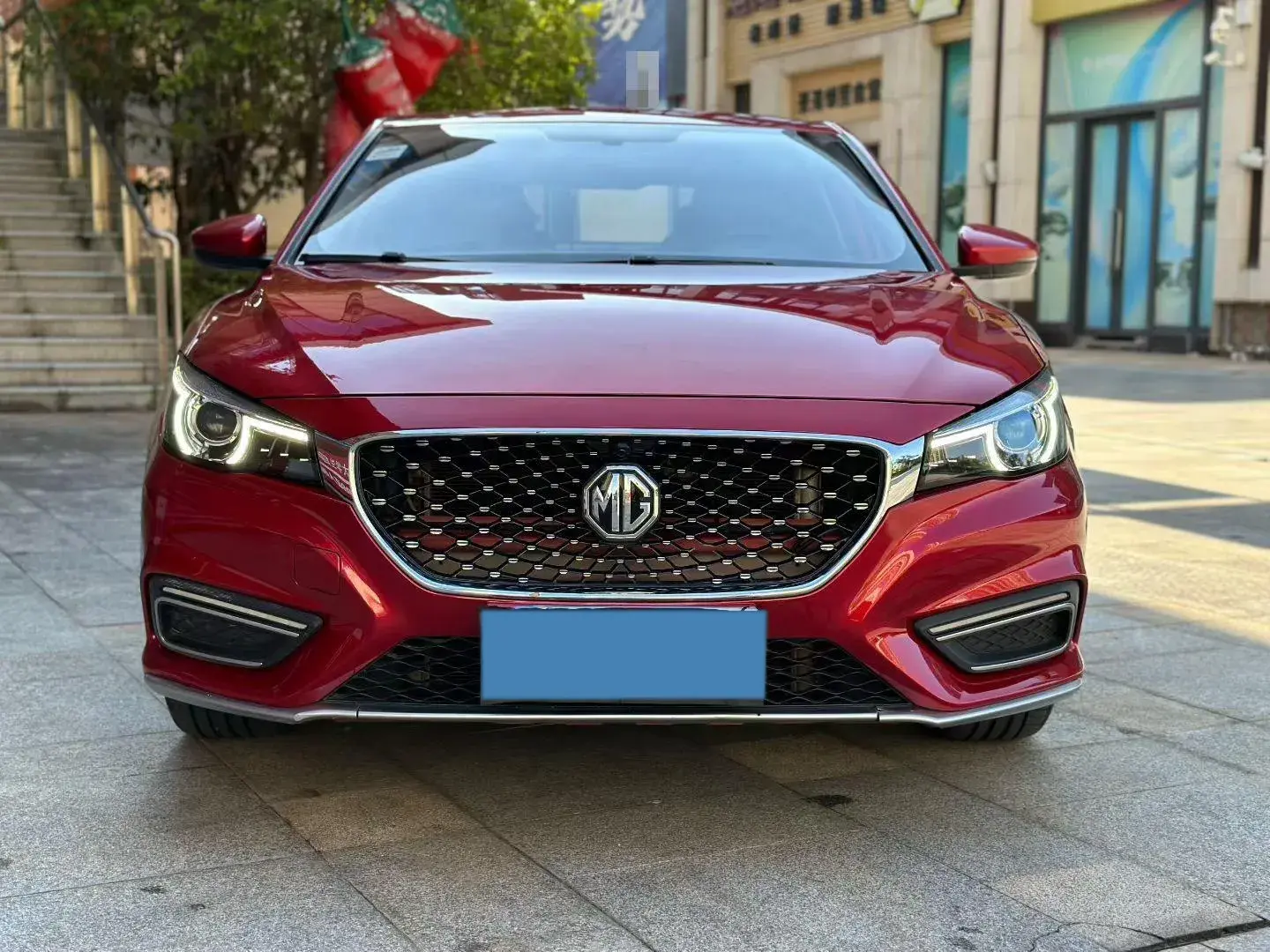 2018 MG 6 thumbnail 2