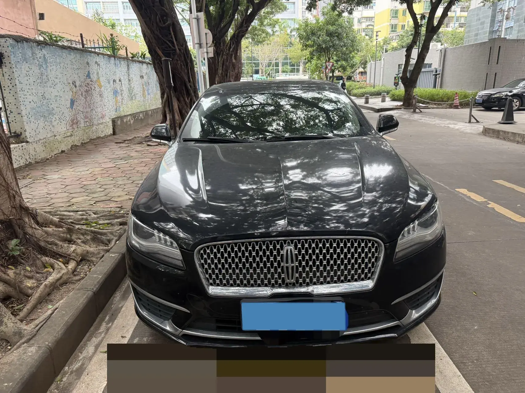 2018 LINCOLN MKZ thumbnail 2