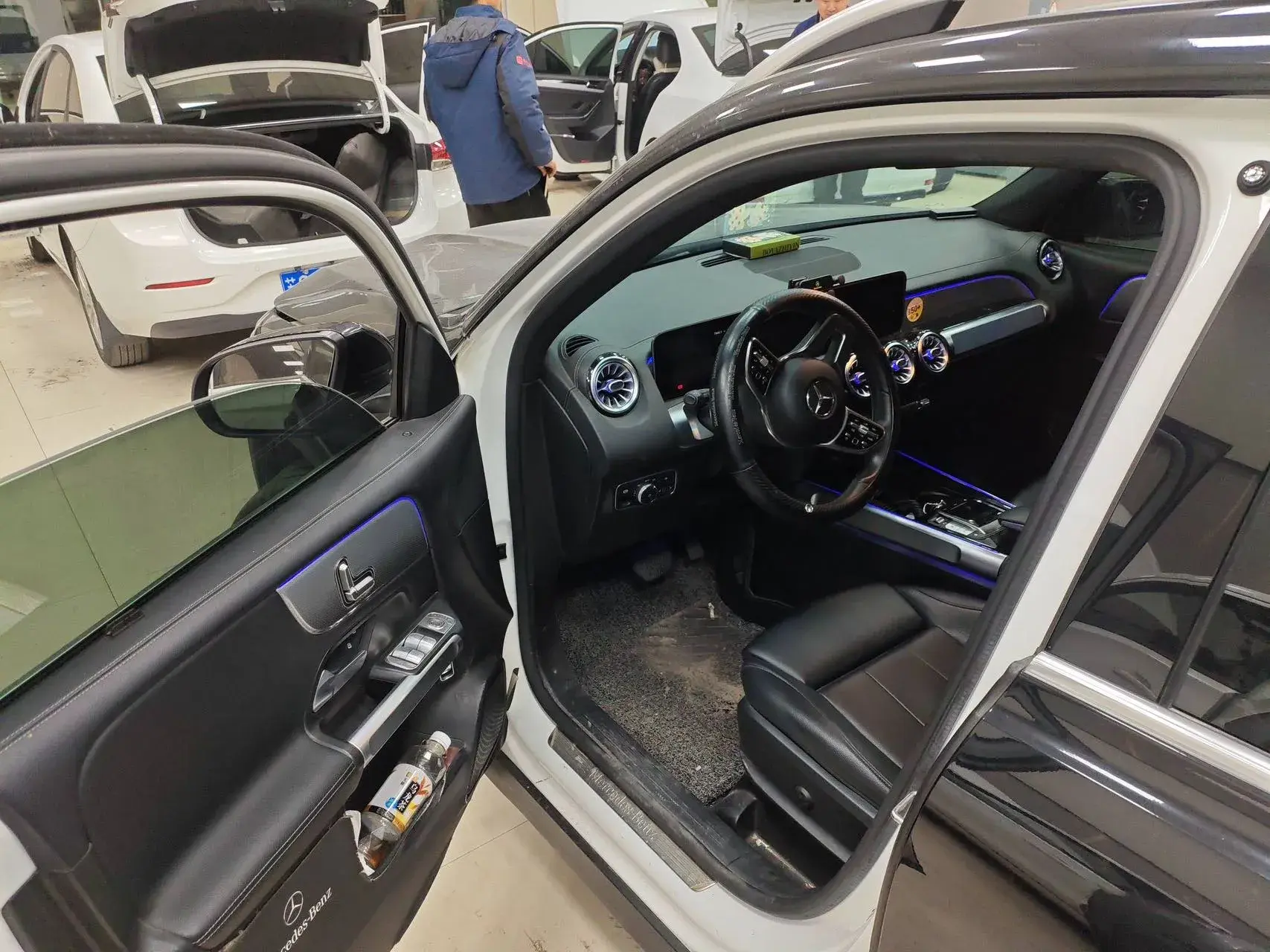 2020 MERCEDES-BENZ GLB thumbnail 2