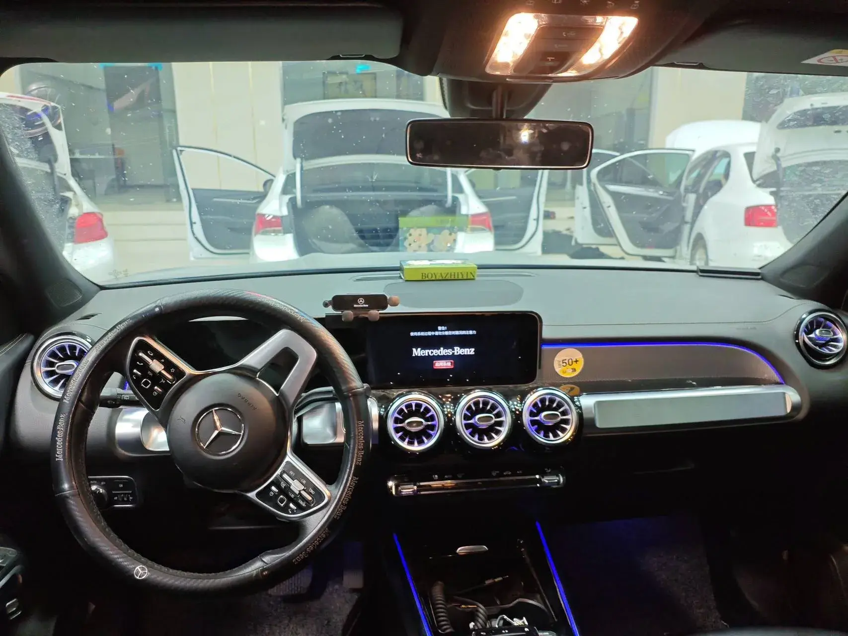 2020 MERCEDES-BENZ GLB thumbnail 3