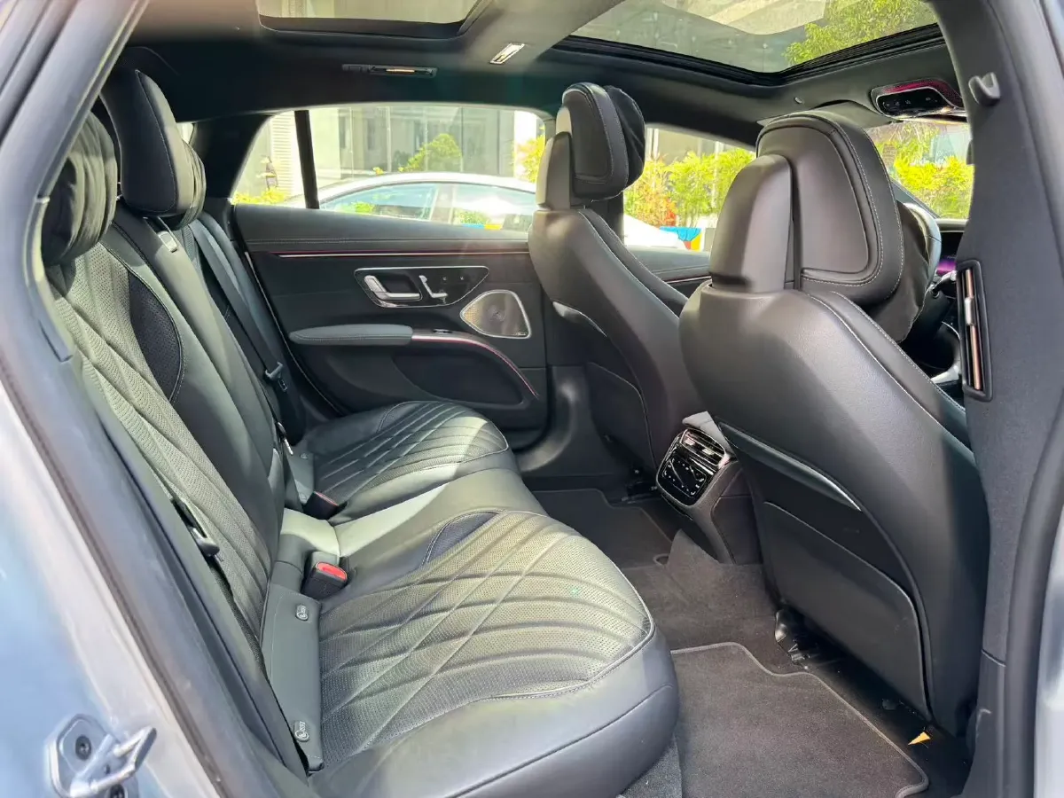 2022 Mercedes-Benz EQS Class BEV 111.8KWH,autocango,china used car exporter,china ev exporter,chinese used car exporter,chinese used ev exporter