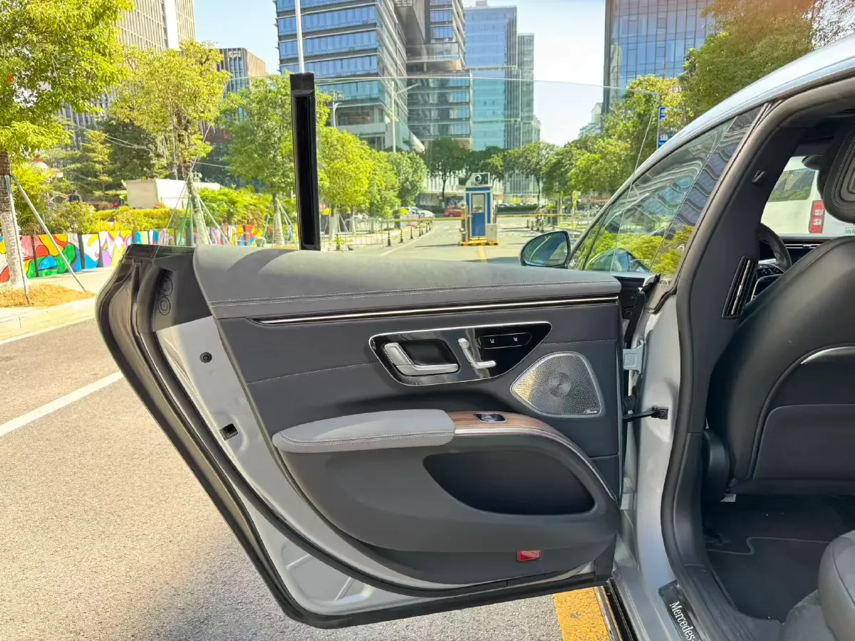 2022 Mercedes-Benz EQS Class BEV 111.8KWH,autocango,china used car exporter,china ev exporter,chinese used car exporter,chinese used ev exporter