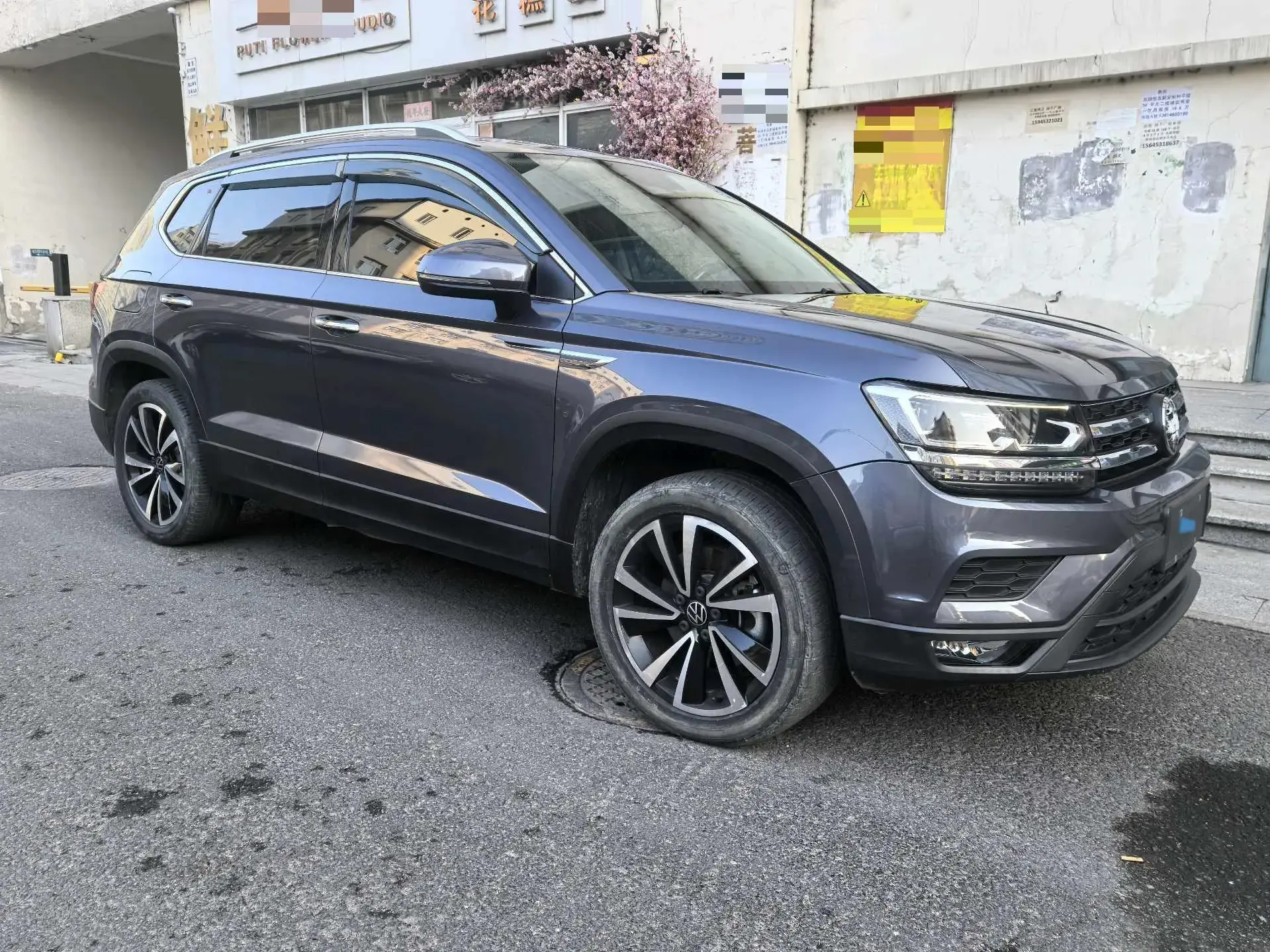 2021 VOLKSWAGEN THARU thumbnail 3