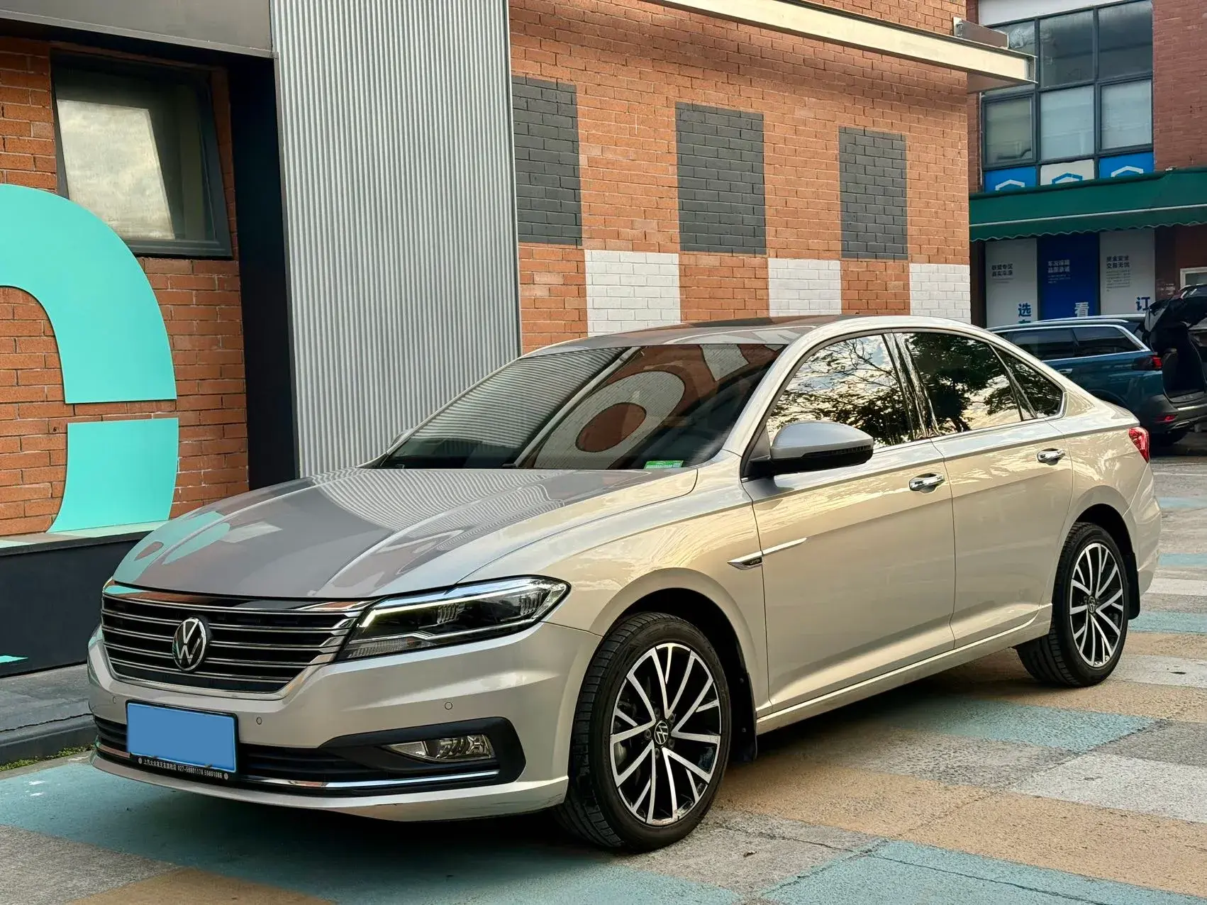 2019 VOLKSWAGEN LAVIDA view 1