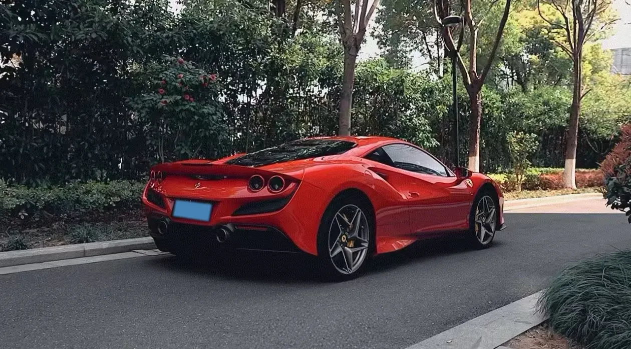 2019 Ferrari F8 3.9T 720HP V8 7DCT,autocango,china used car exporter,china ev exporter,chinese used car exporter,chinese used ev exporter