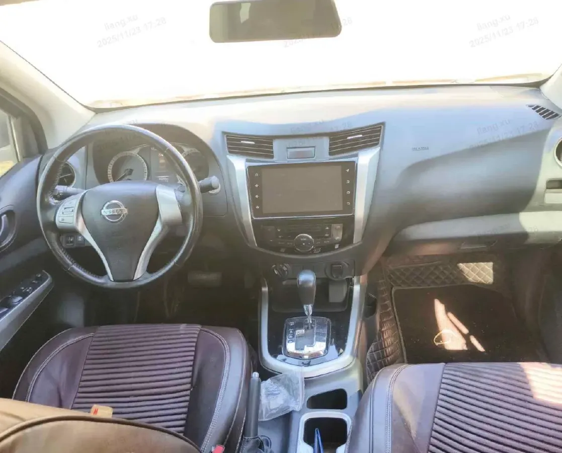 2023 Nissan Navara 2.5L 190HP L4 7AT,autocango,china used car exporter,china ev exporter,chinese used car exporter,chinese used ev exporter