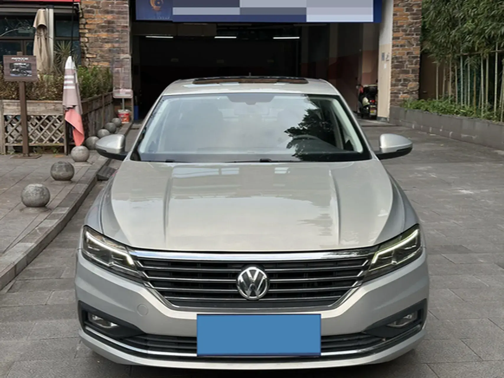 2021 VOLKSWAGEN LAVIDA thumbnail 2