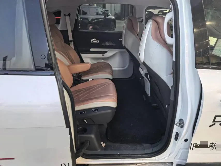 2023 ARCFOX KAOLA BEV 58.8KWH,autocango,china used car exporter,china ev exporter,chinese used car exporter,chinese used ev exporter