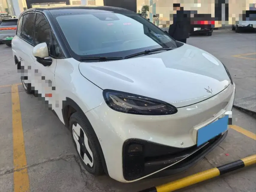 2023 ARCFOX KAOLA thumbnail 2