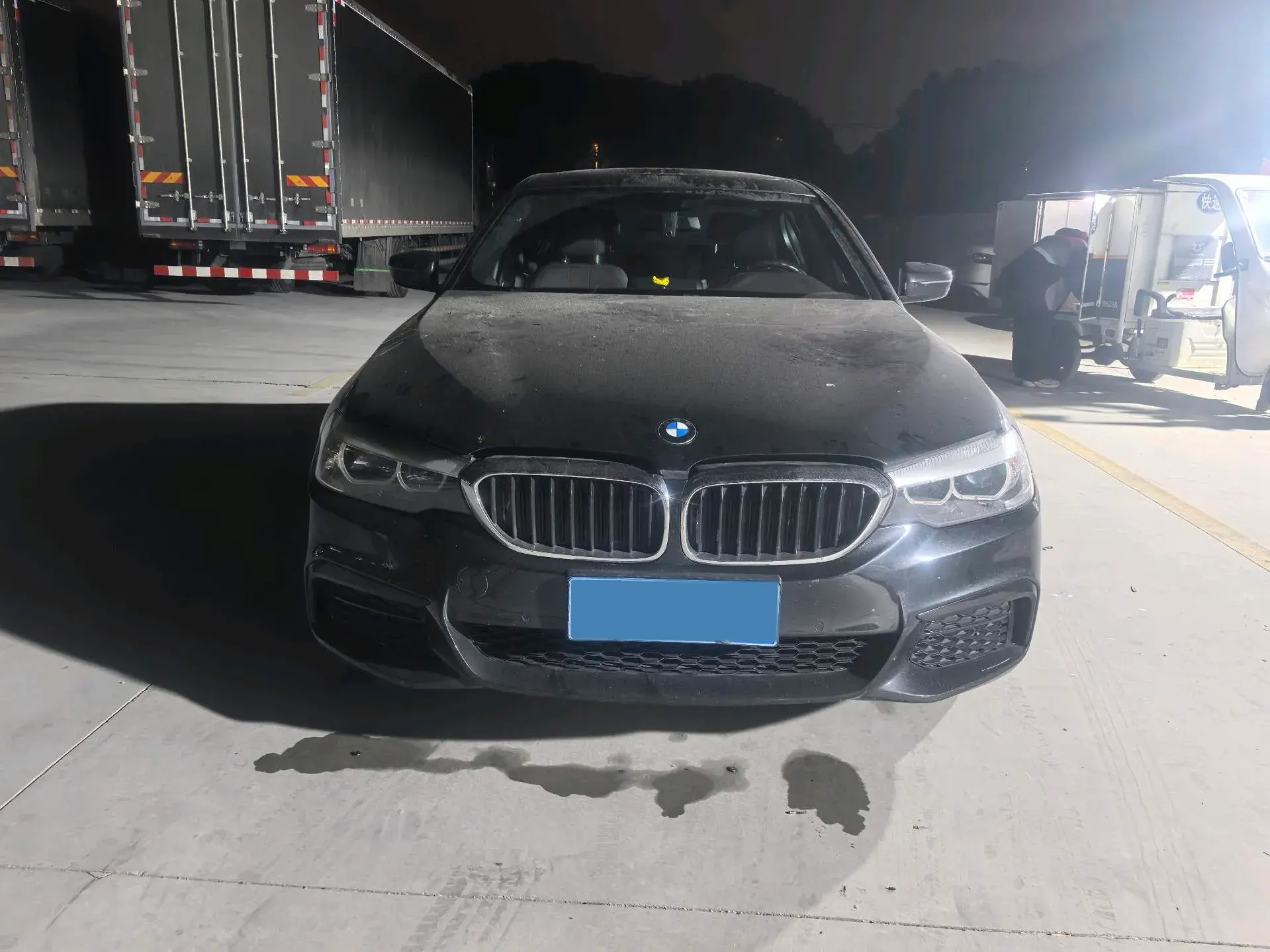 2020 BMW 5 thumbnail 2