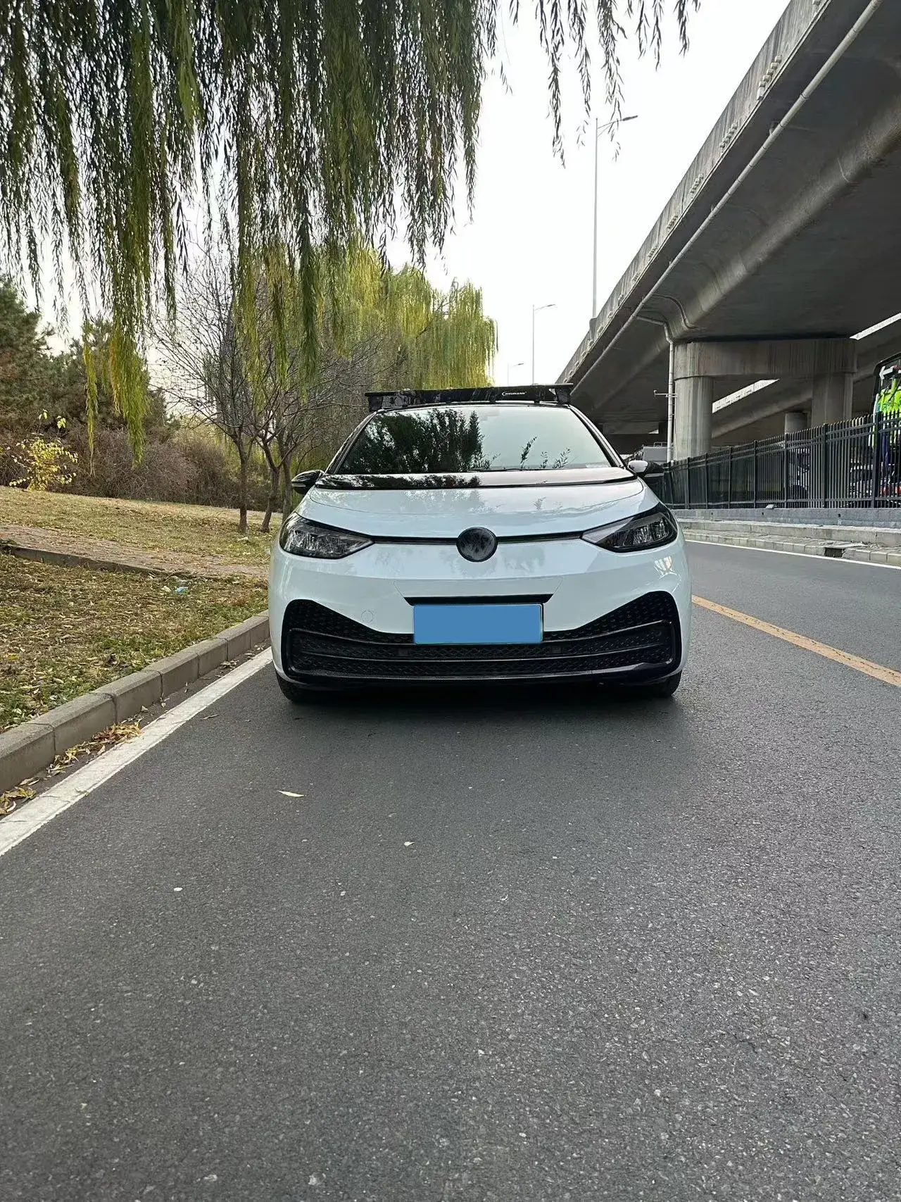 2023 VOLKSWAGEN ID.3 thumbnail 2