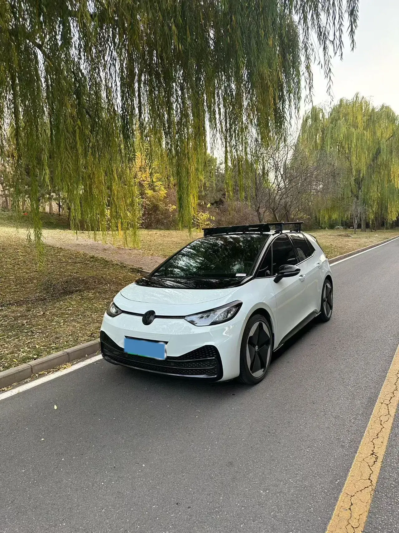 2023 VOLKSWAGEN ID.3 view 1