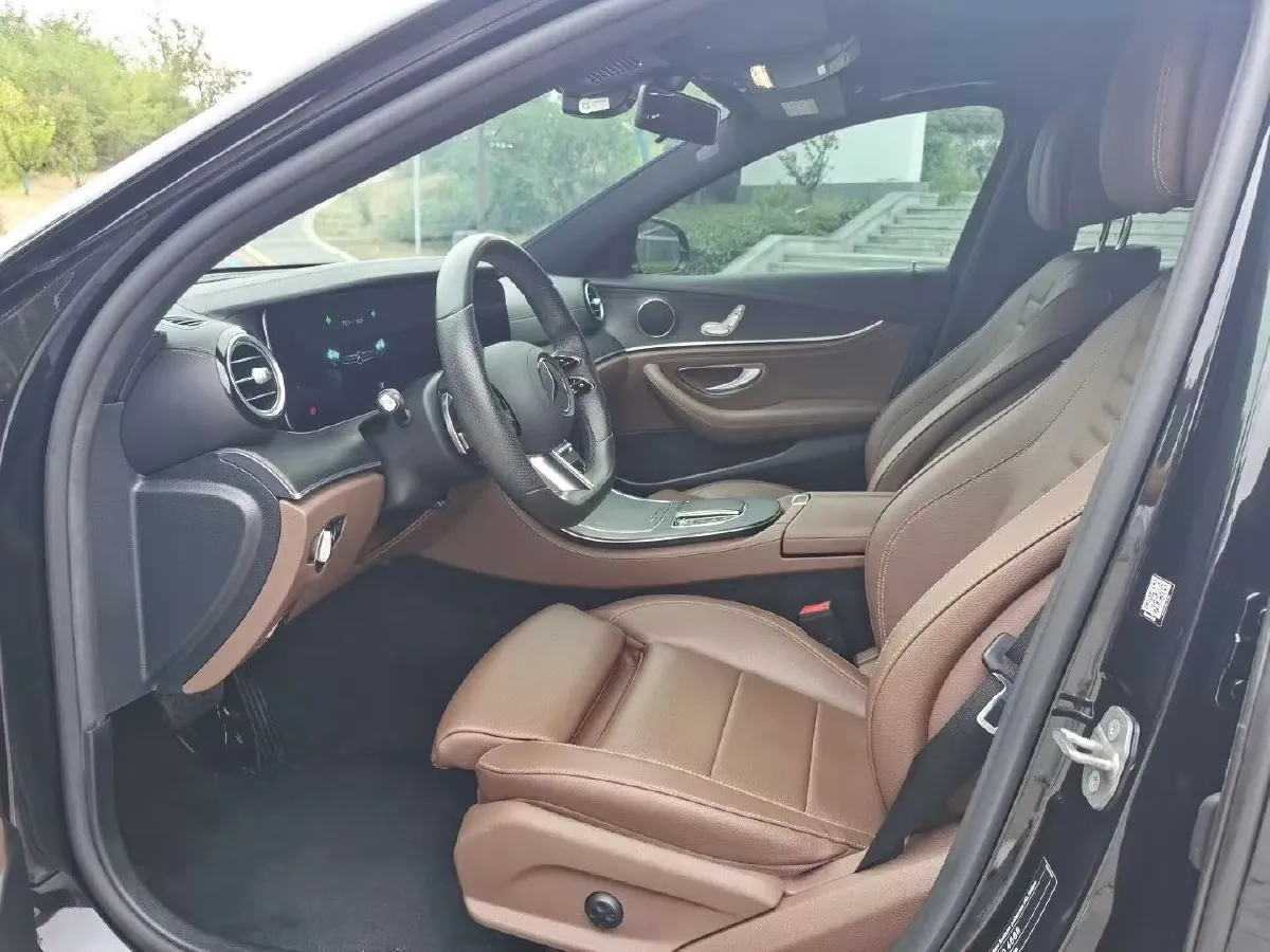 2022 Mercedes-Benz E Class 2.0T 197HP L4 9AT,autocango,china used car exporter,china ev exporter,chinese used car exporter,chinese used ev exporter