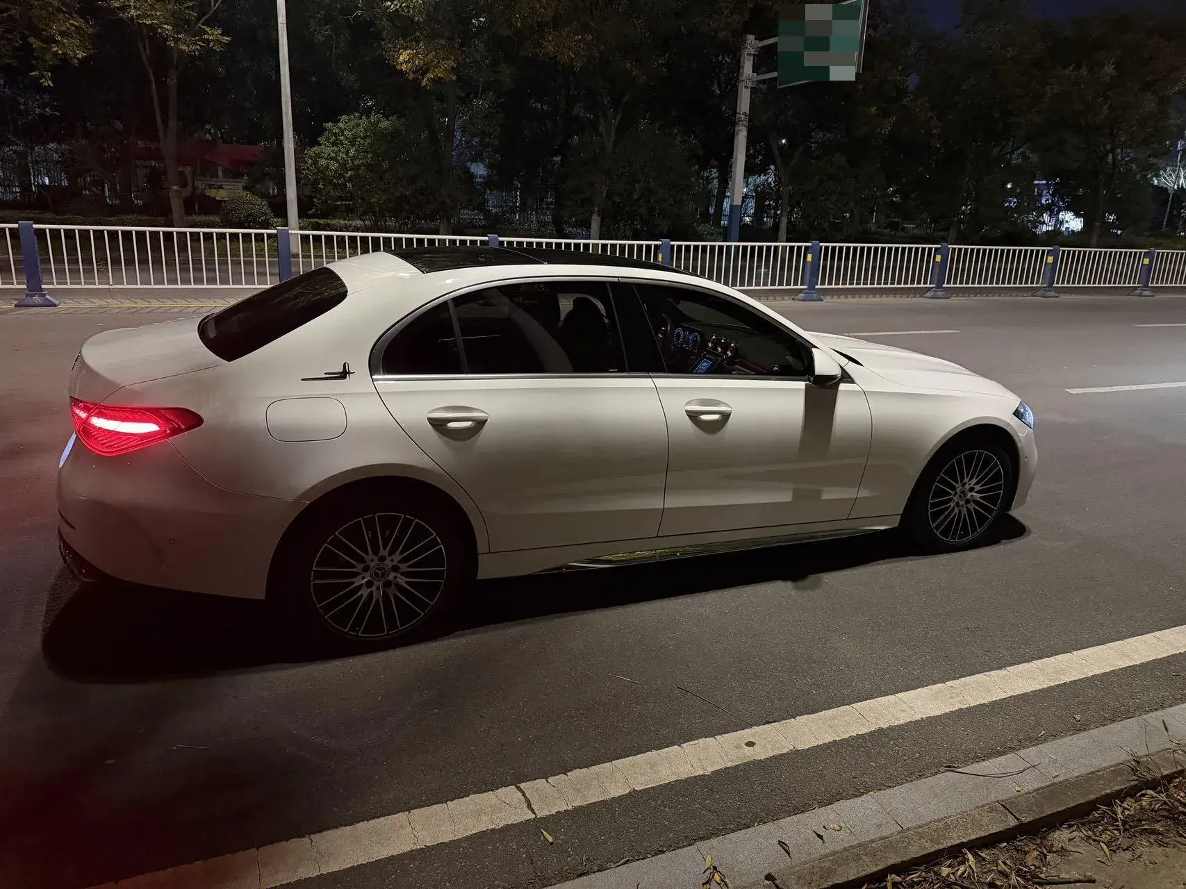 2023 MERCEDES-BENZ C thumbnail 3