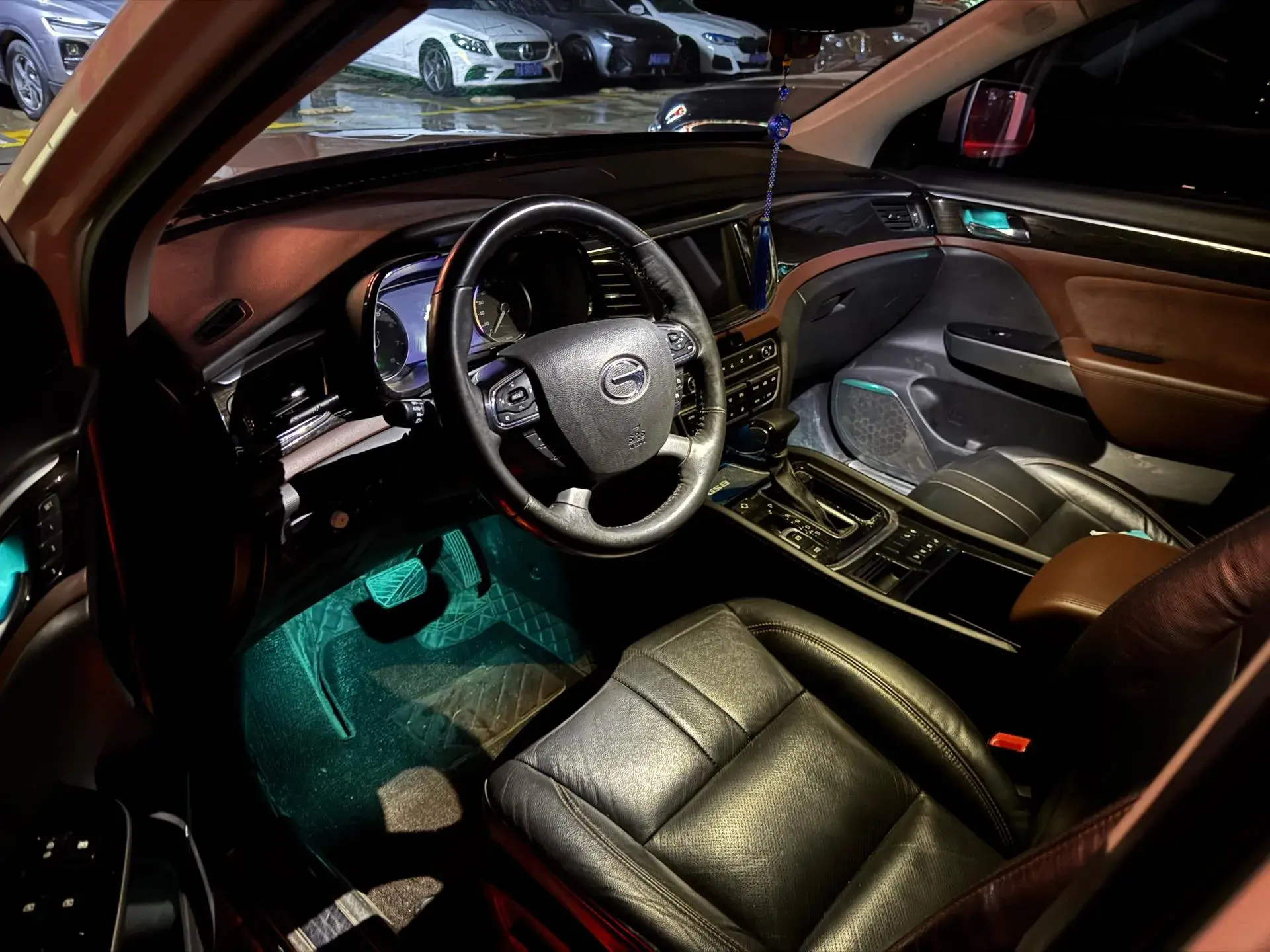 2017 GAC TRUMPCHI thumbnail 3