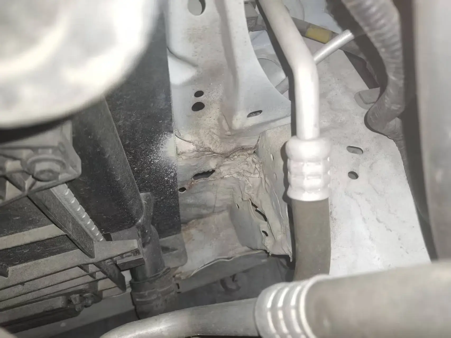 2021 GEELY EMGRAND thumbnail 3