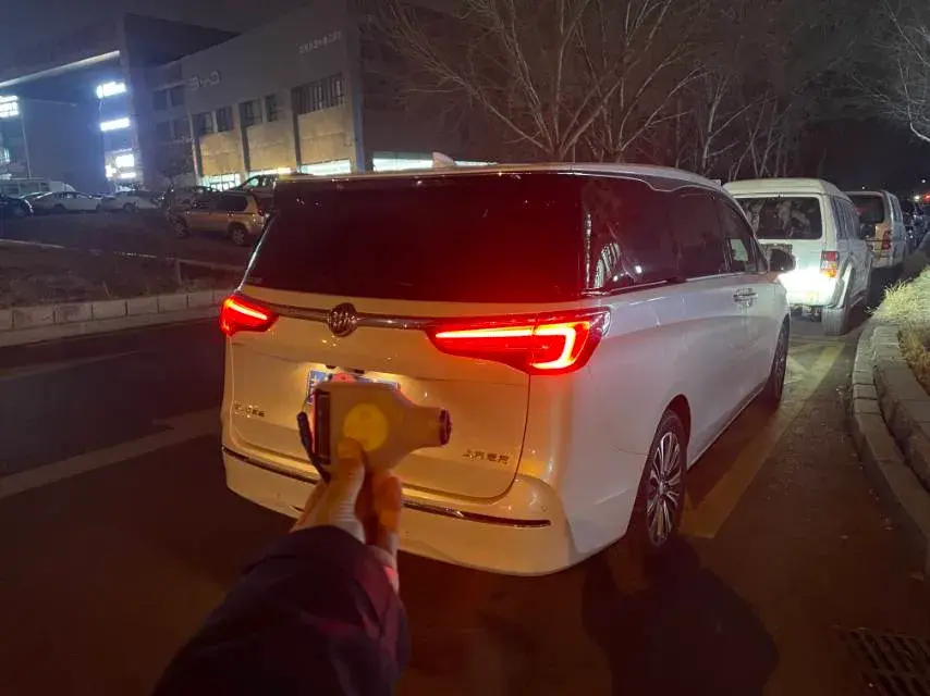 2020 BUICK GL8 thumbnail 2