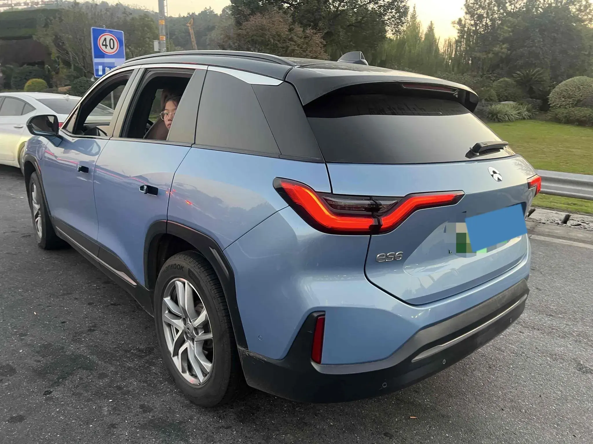 2019 NIO ES6 thumbnail 4