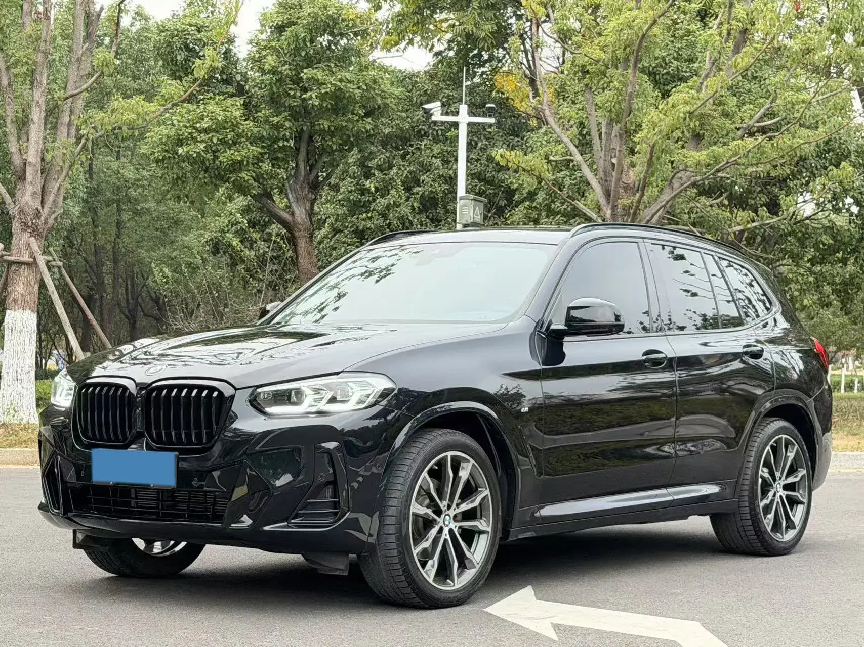 2023 BMW X3 view 1