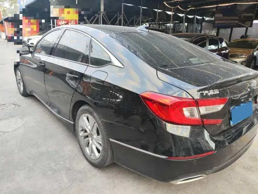 2018 HONDA ACCORD thumbnail 4