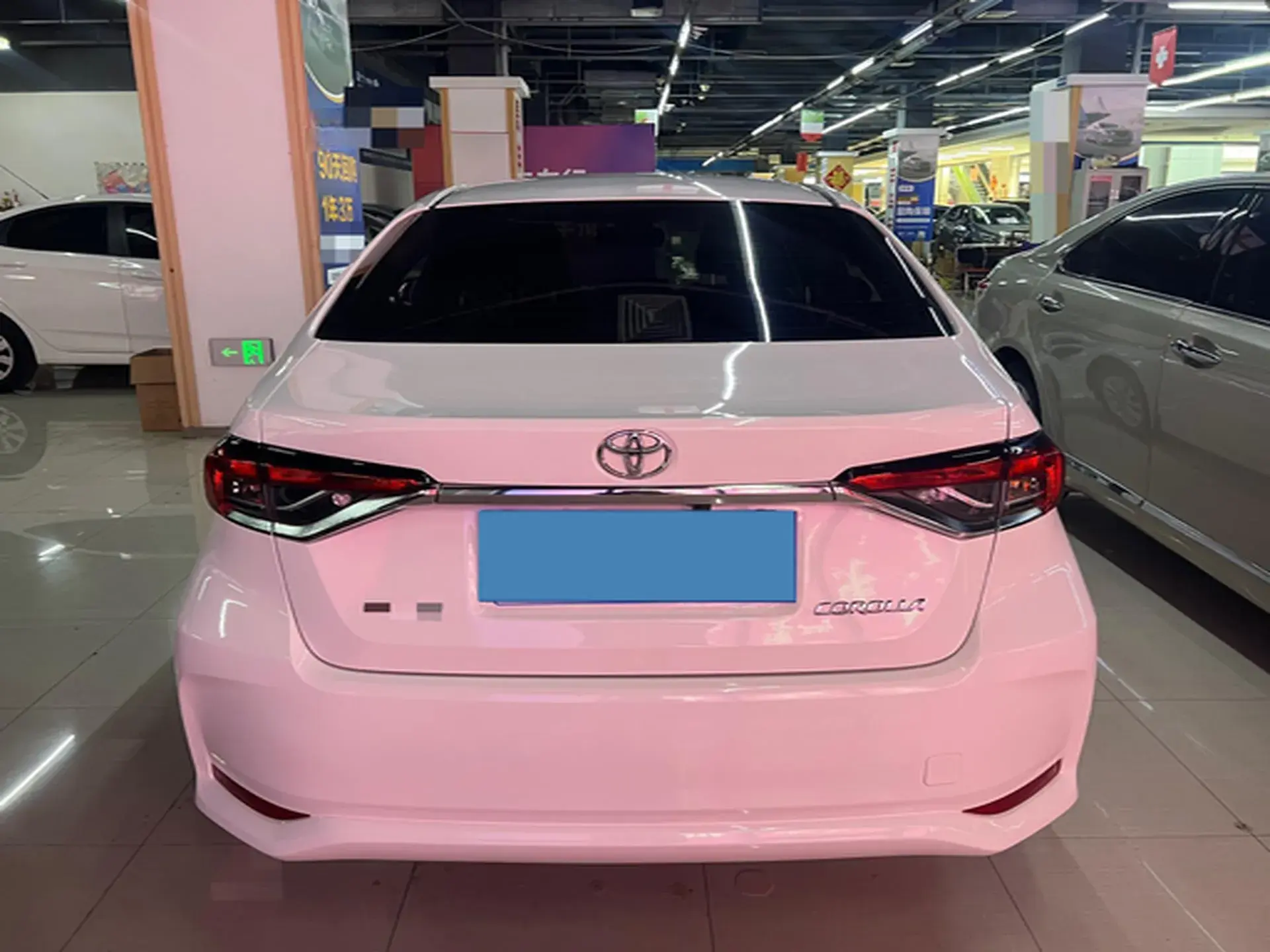 2021 TOYOTA COROLLA thumbnail 4