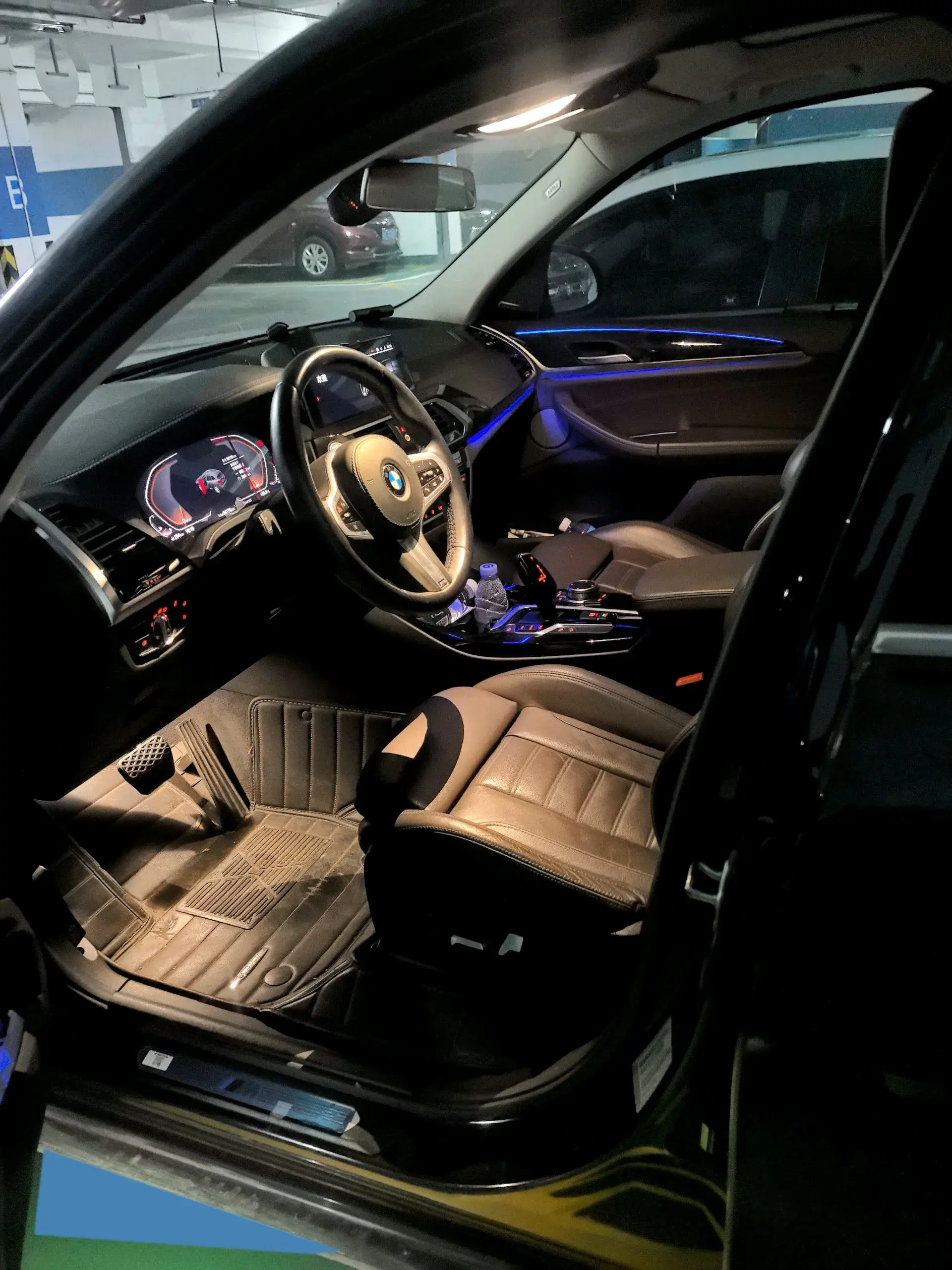 2021 BMW X3 thumbnail 4