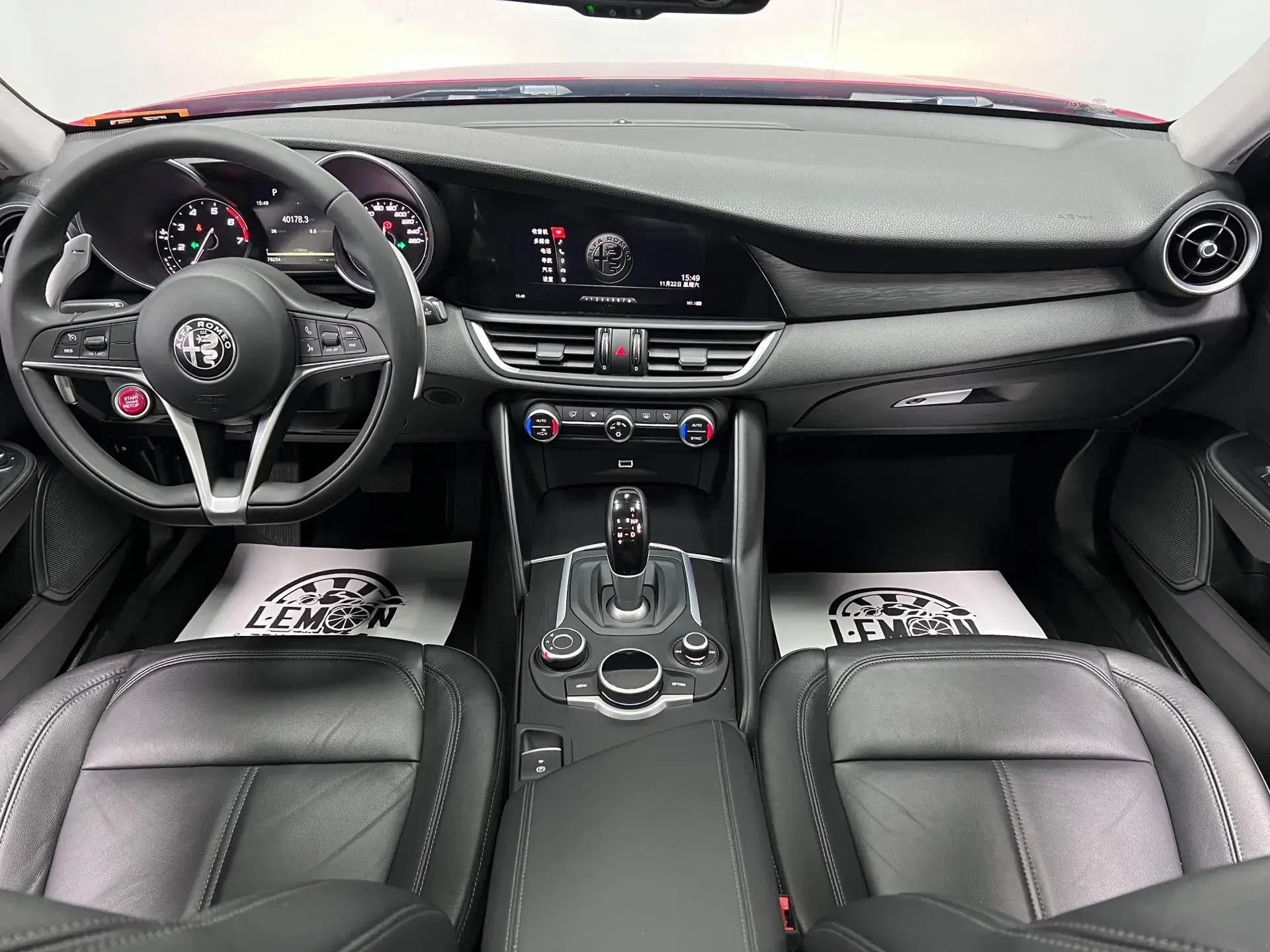 2017 ALFA ROMEO thumbnail 4