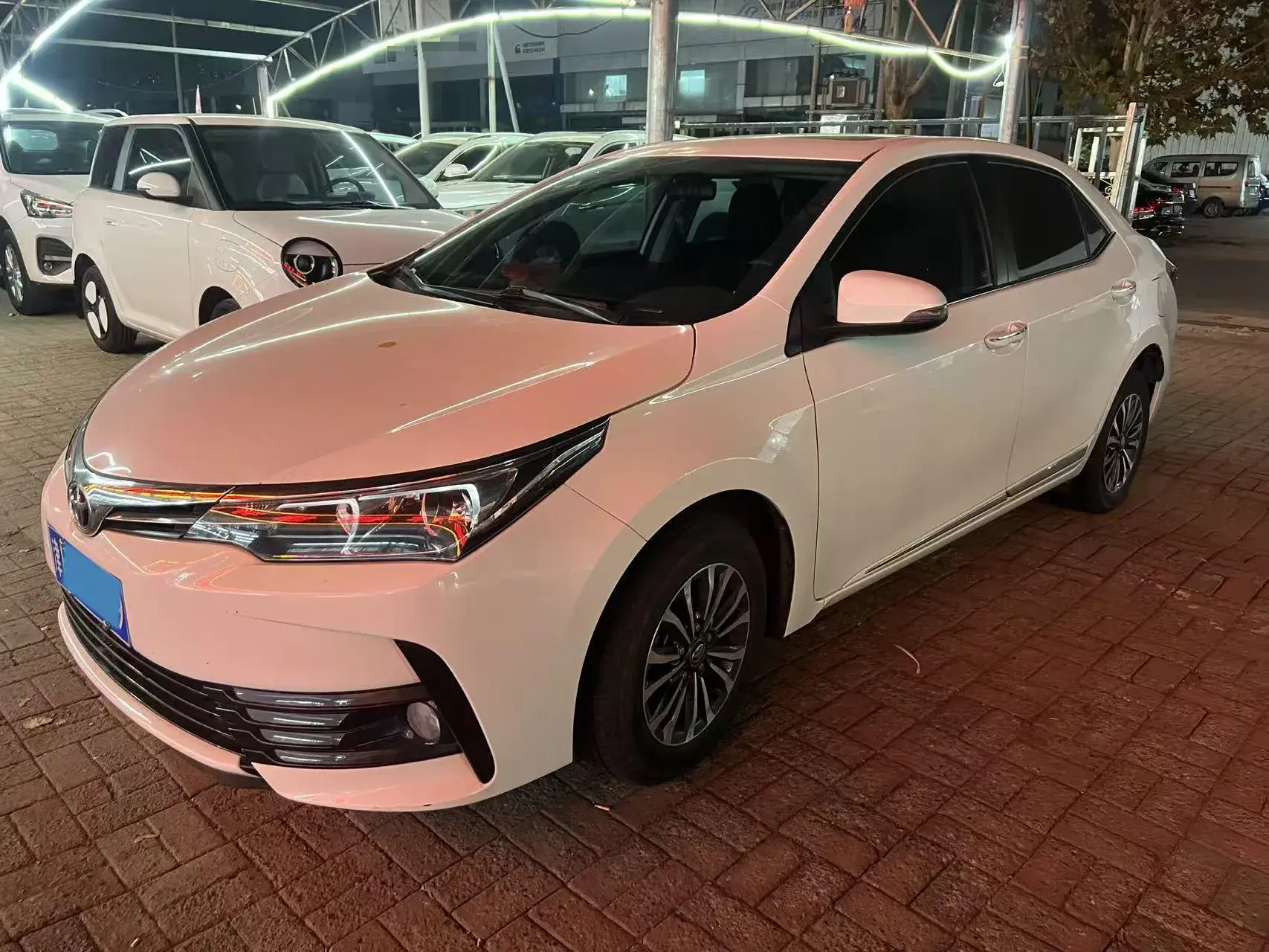 2017 TOYOTA COROLLA view 1