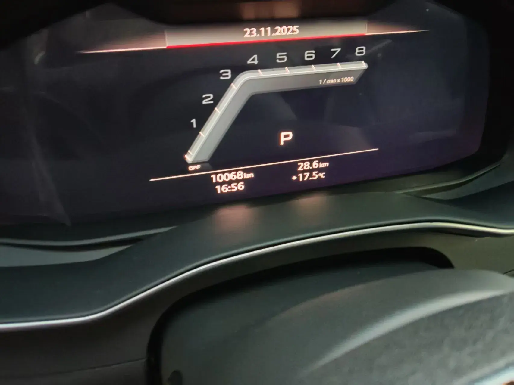 2024 AUDI A6L thumbnail 3