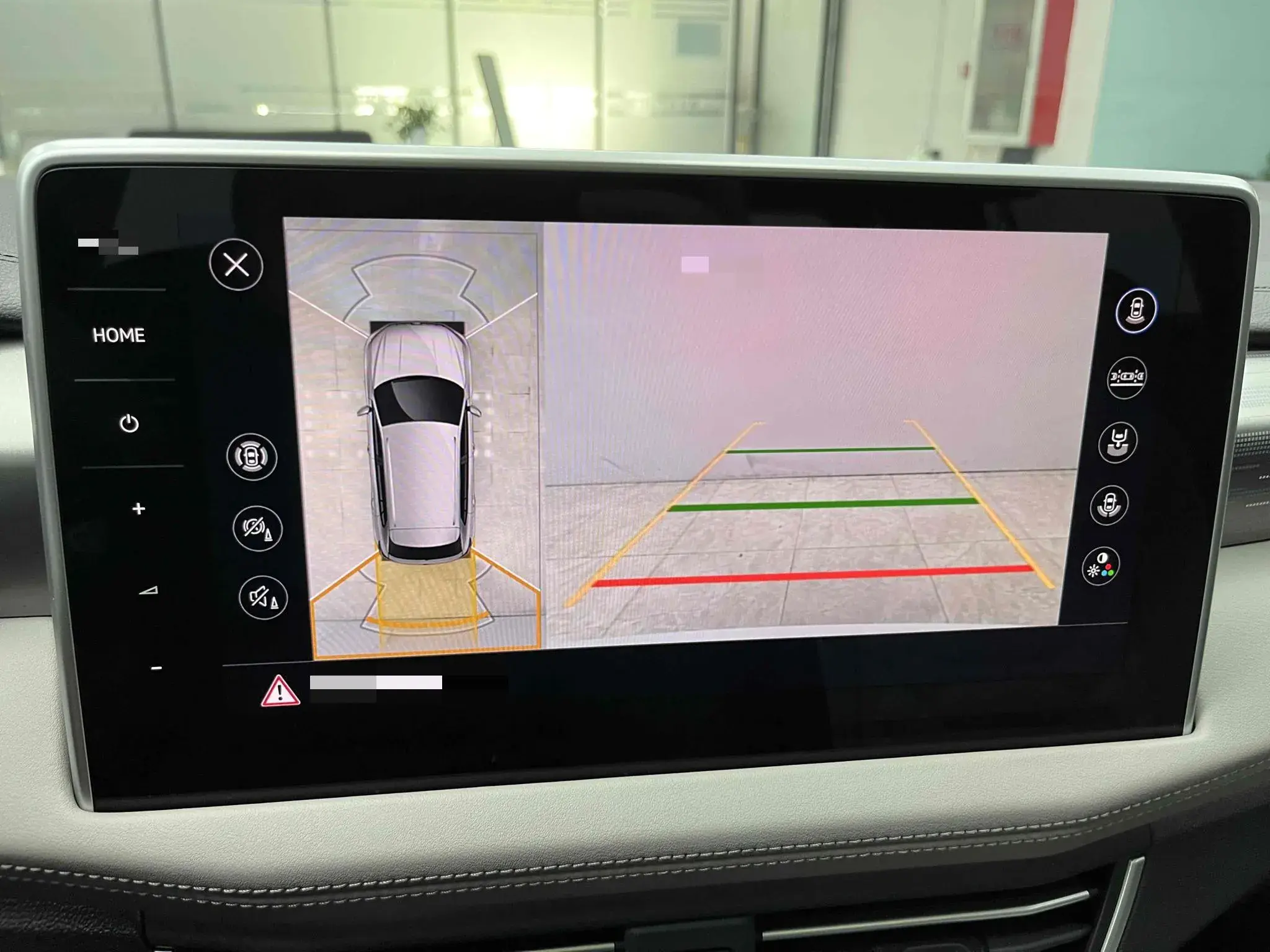 2023 VOLKSWAGEN TAYRON thumbnail 3