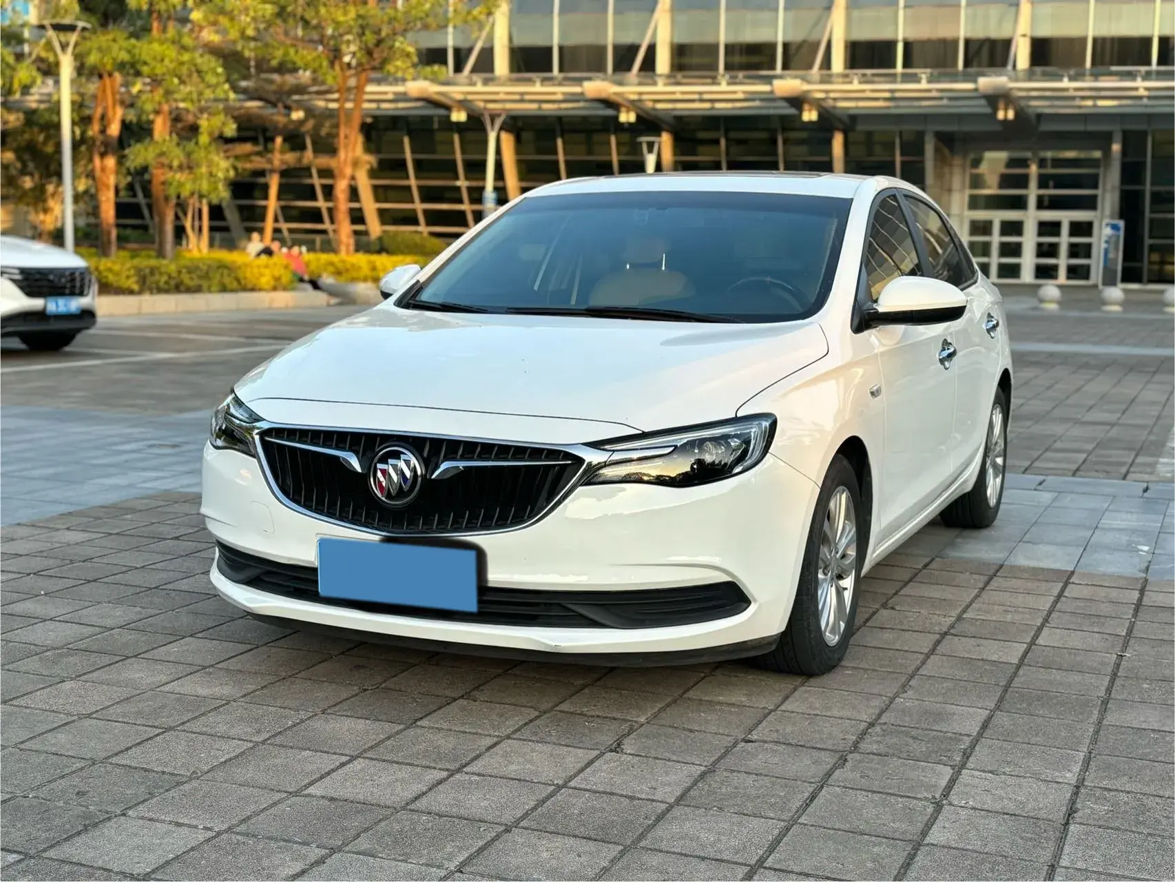 2020 BUICK REGAL view 1