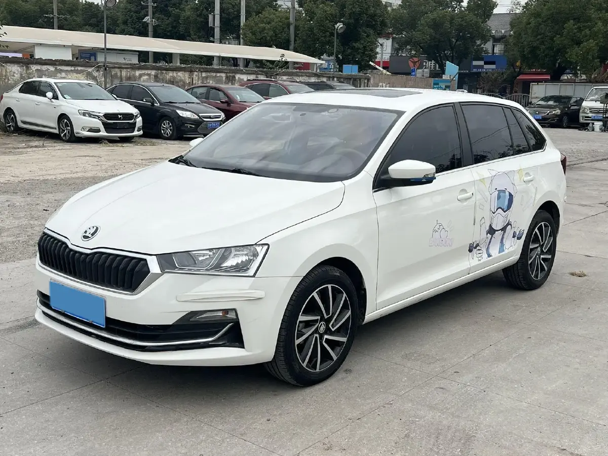 2020 Skoda Rapid Spaceback 1.5L 112HP L4 6AT