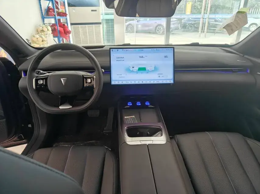 2024 DEEPAL L07 thumbnail 3