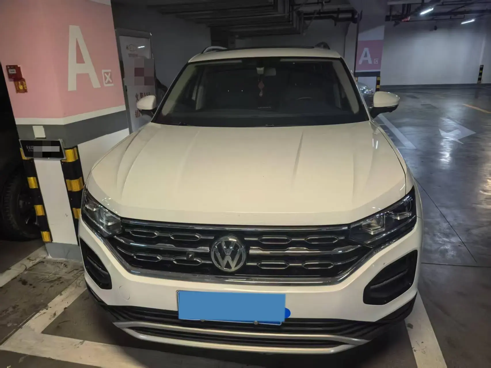 2019 VOLKSWAGEN TAYRON thumbnail 2