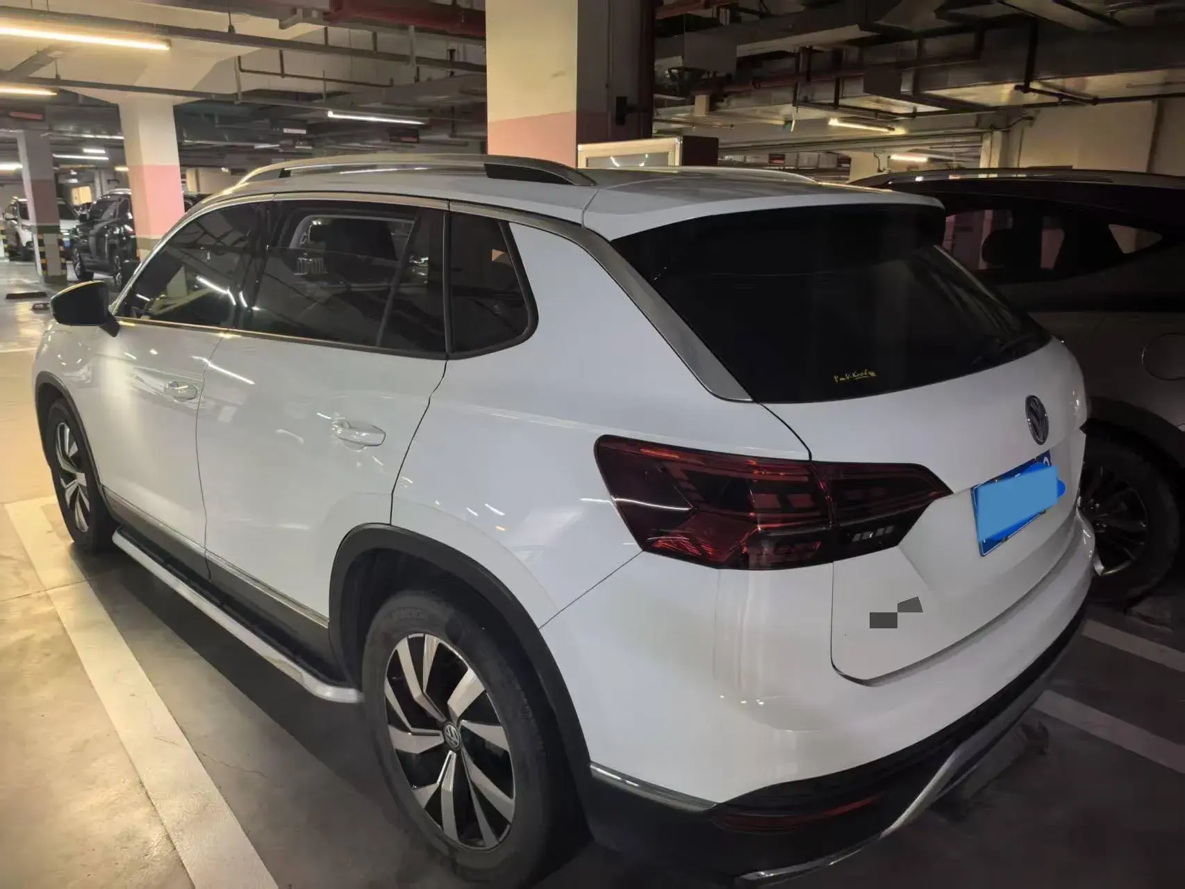 2019 VOLKSWAGEN TAYRON thumbnail 4