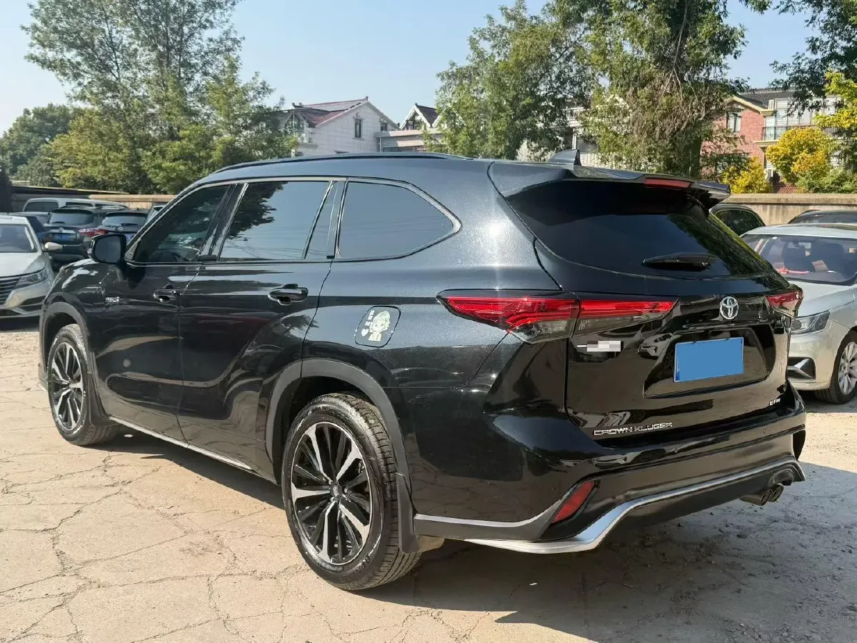 2022 Toyota Crown Kluger 2.5L 192HP L4 E-CVT Hybrid,autocango,china used car exporter,china ev exporter,chinese used car exporter,chinese used ev exporter