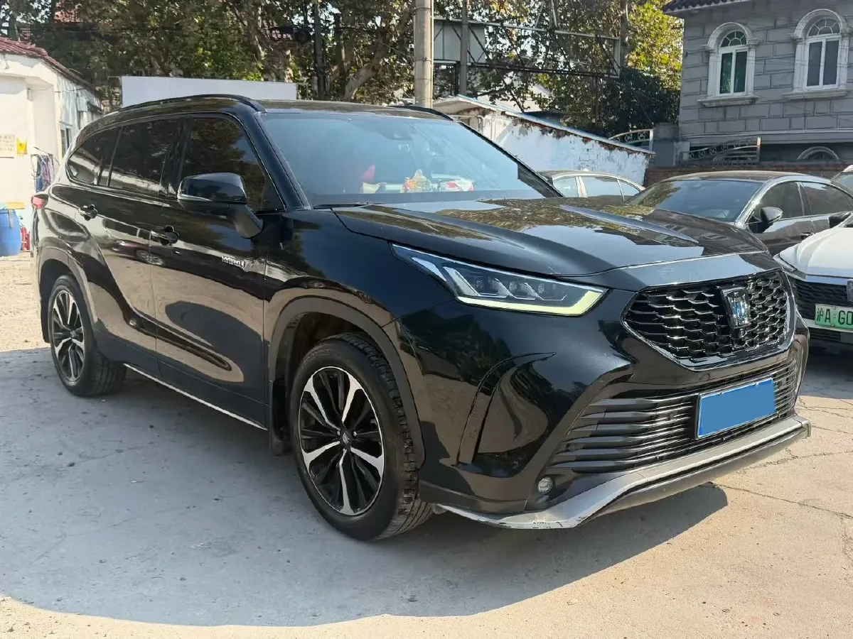 2022 Toyota Crown Kluger 2.5L 192HP L4 E-CVT Hybrid,autocango,china used car exporter,china ev exporter,chinese used car exporter,chinese used ev exporter