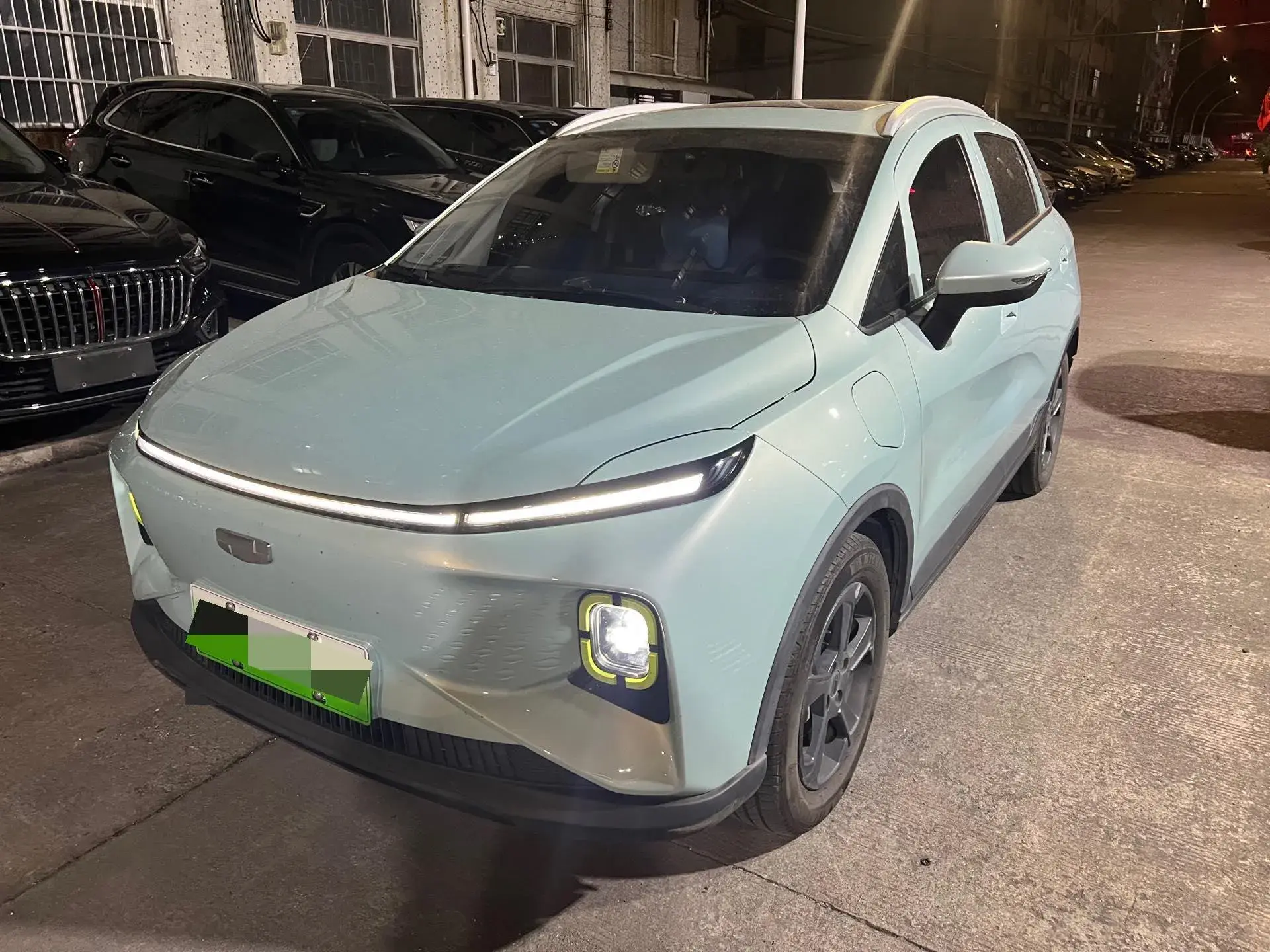 2022 GEOMETRY E view 1