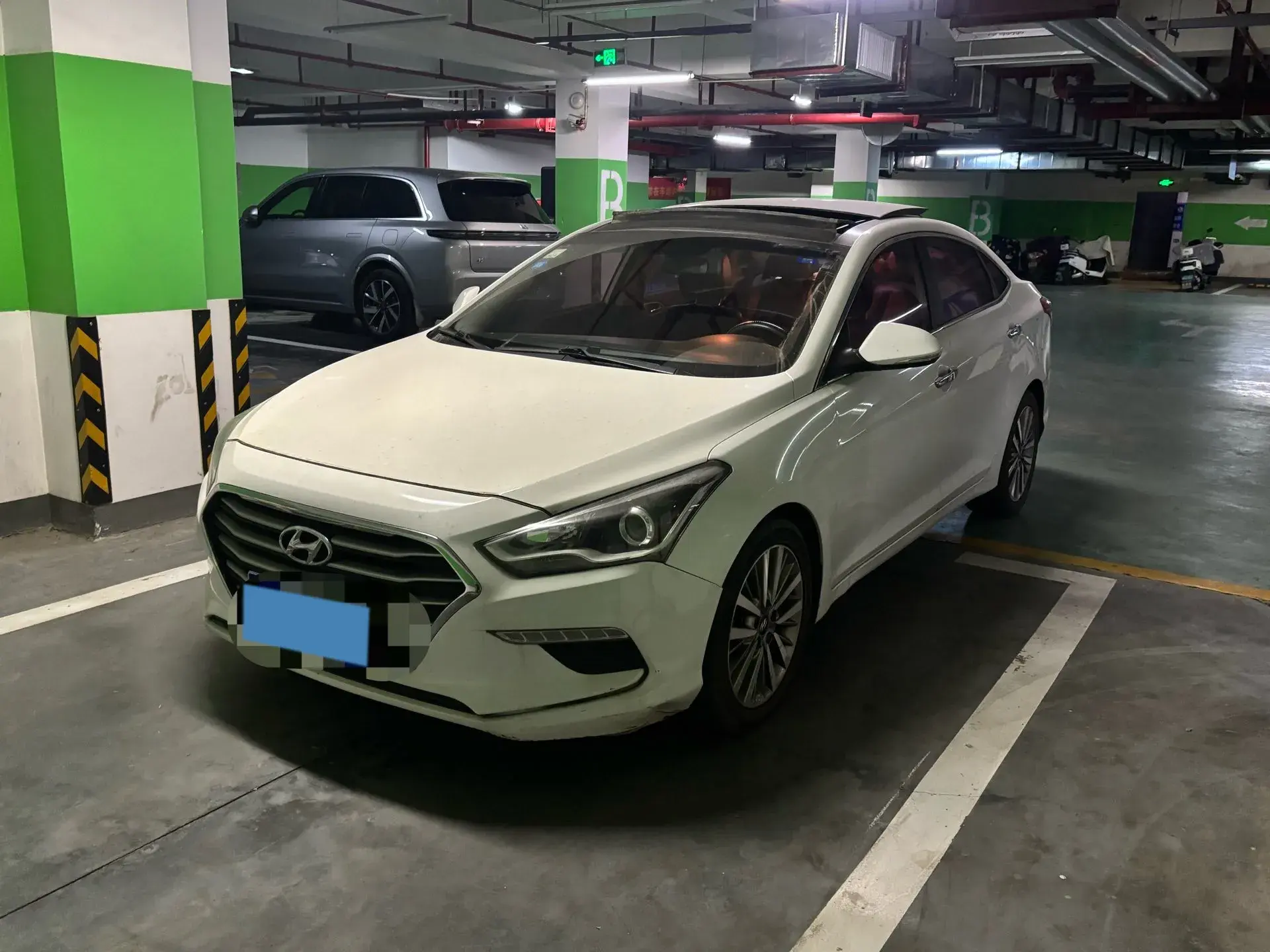 2017 HYUNDAI MISTRA view 1