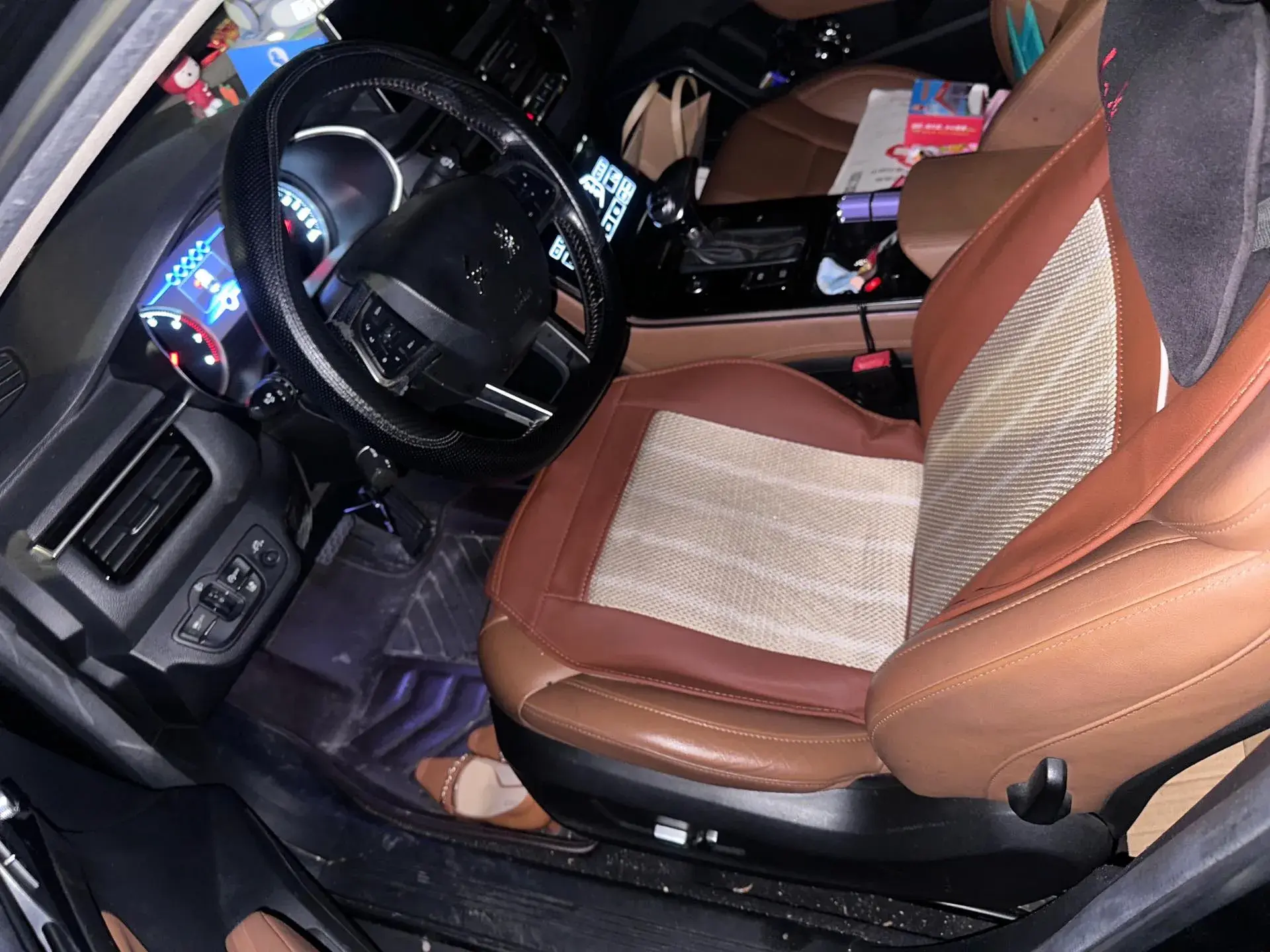 2018 HONGQI H5 thumbnail 2