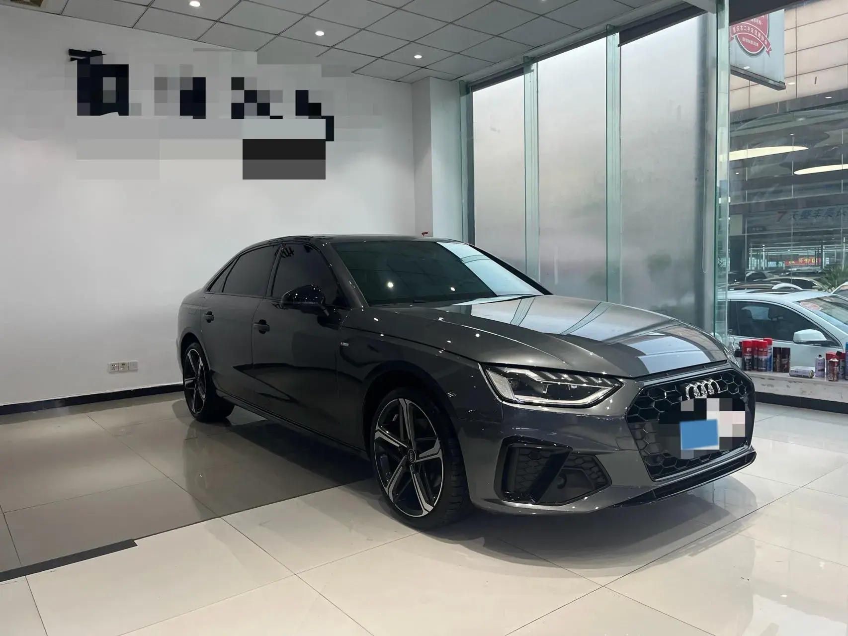 2024 AUDI A4L thumbnail 3