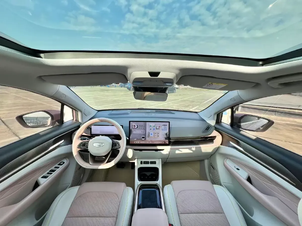 2022 Geometry M6 BEV 53KWH,autocango,china used car exporter,china ev exporter,chinese used car exporter,chinese used ev exporter