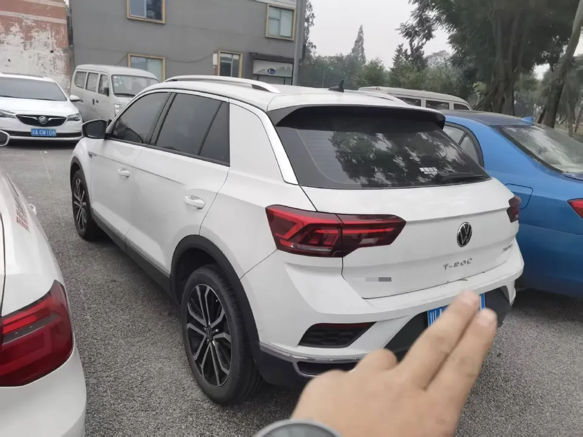 2022 Volkswagen T-Roc 1.4T 150HP L4 7DCT,autocango,china used car exporter,china ev exporter,chinese used car exporter,chinese used ev exporter