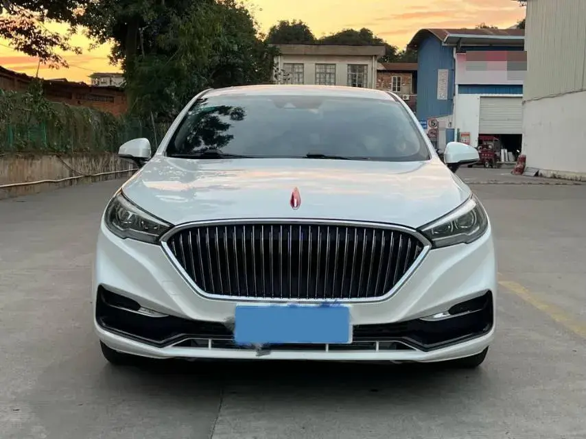 2019 HONGQI H5 thumbnail 2