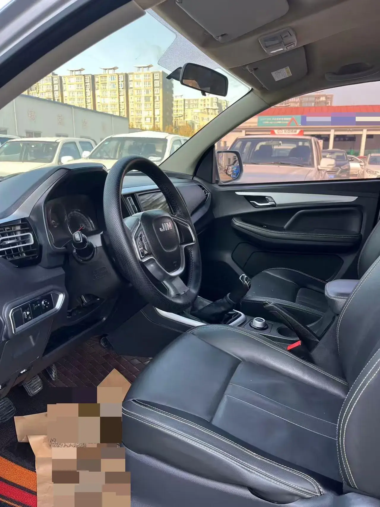 2020 ISUZU RE-MAX thumbnail 4