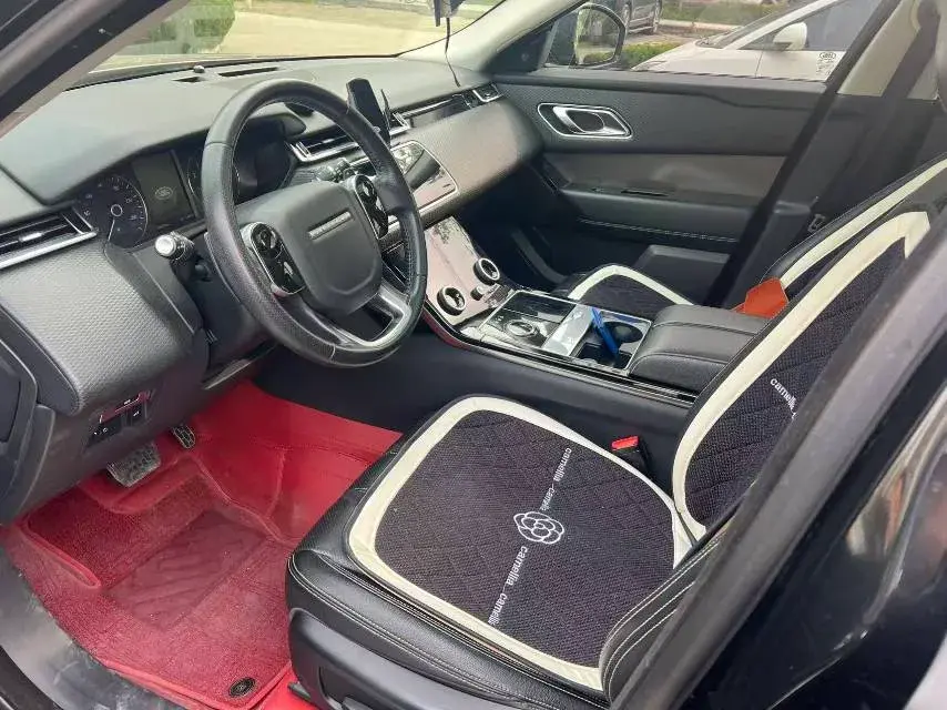 2020 LAND ROVER thumbnail 2