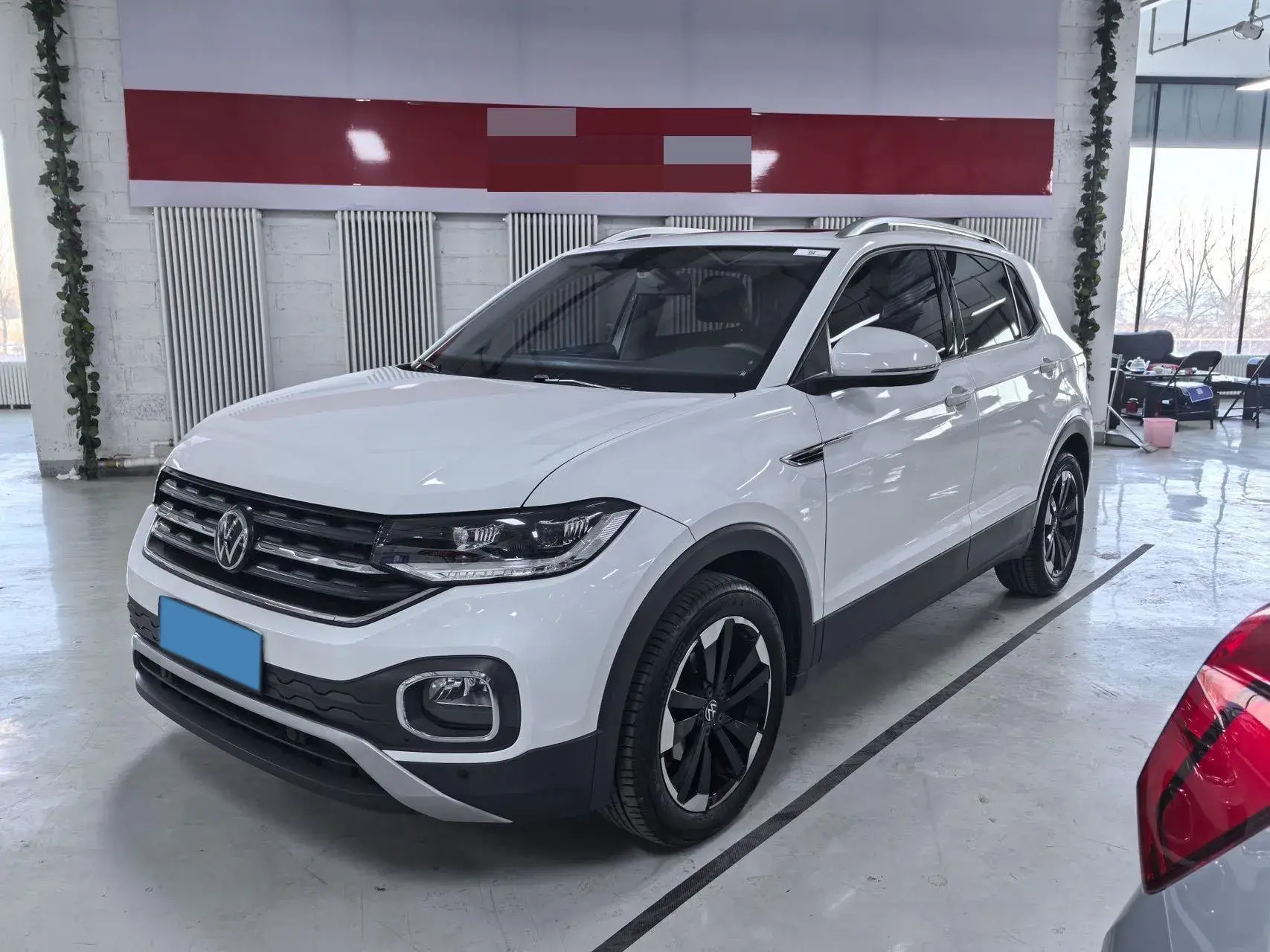 2021 VOLKSWAGEN TACQUA view 1