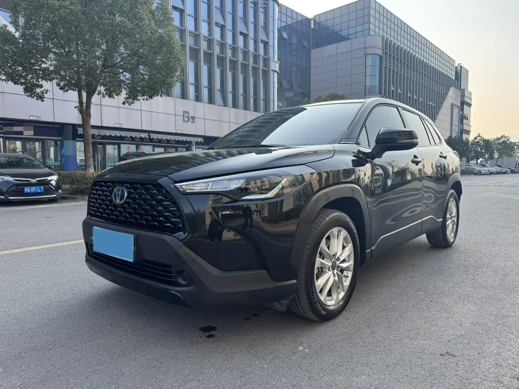 2024 TOYOTA COROLLA view 1